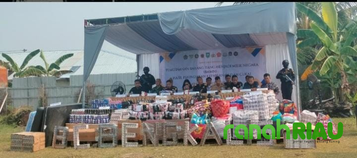Bea Cukai Bengkalis Musnahkan Barang Ilegal Senilai Miliaran Rupiah