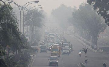 Ulang Tahun Kabut Asap ke-19 di Riau Gagal Berkat TMC