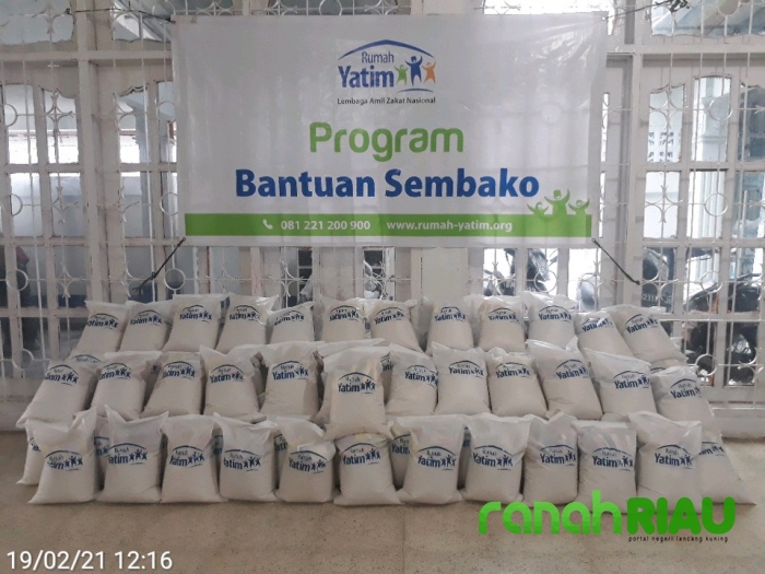 Rumah Yatim Persiapkan 100 Paket Bantuan Bahan Pokok untuk Warga Prasejahtera Riau
