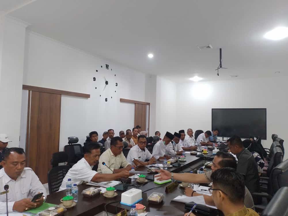 Dewan Komisi l Lakukan Hearing Mediasi Bersama Kepala Desa Masih Berlanjut