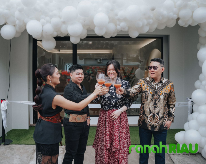 Grand Opening House of Kira, Clara dan Aldo: Membawa Yang Kira (Terang) bagi Pekanbaru