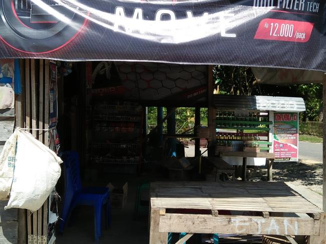 Warung Kopi Bisa Jadi Tempat Komsos.