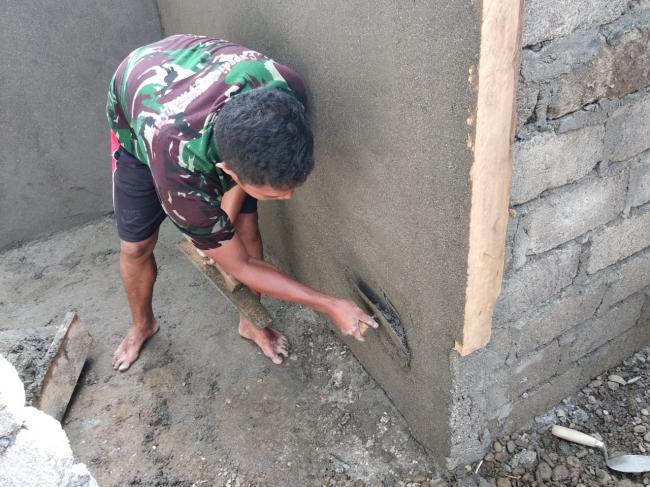 Satgas TMMD Percepat Pengerjaan Plesterisasi MCK