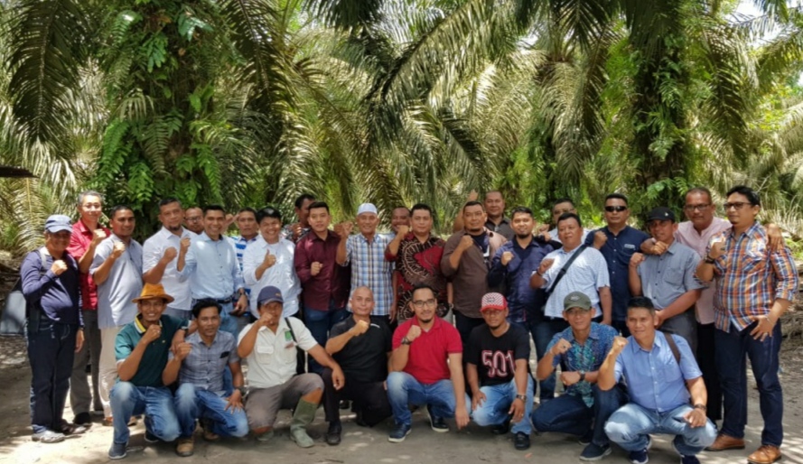 Pengurus KBBDM Belajar Manajemen Stuban difasilitasi PT SDA