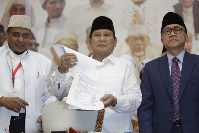 Capres Prabowo Menandatangi 17 Poin Pakta Integritas