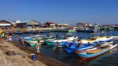 Kumandang Azan di Pulau "Kera"