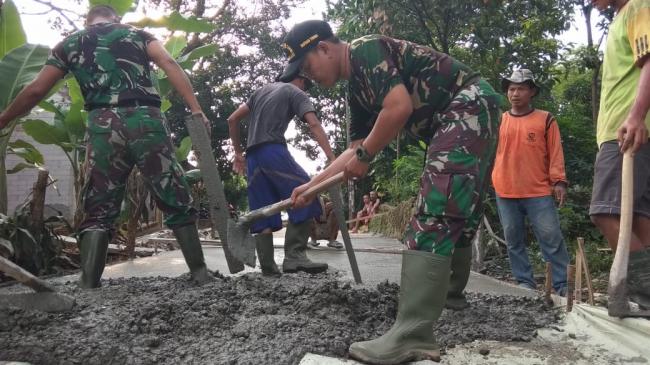 Satgas TMMD Kodim 0507/Bekasi Mulai Pengecoran Jalan Mat Sani