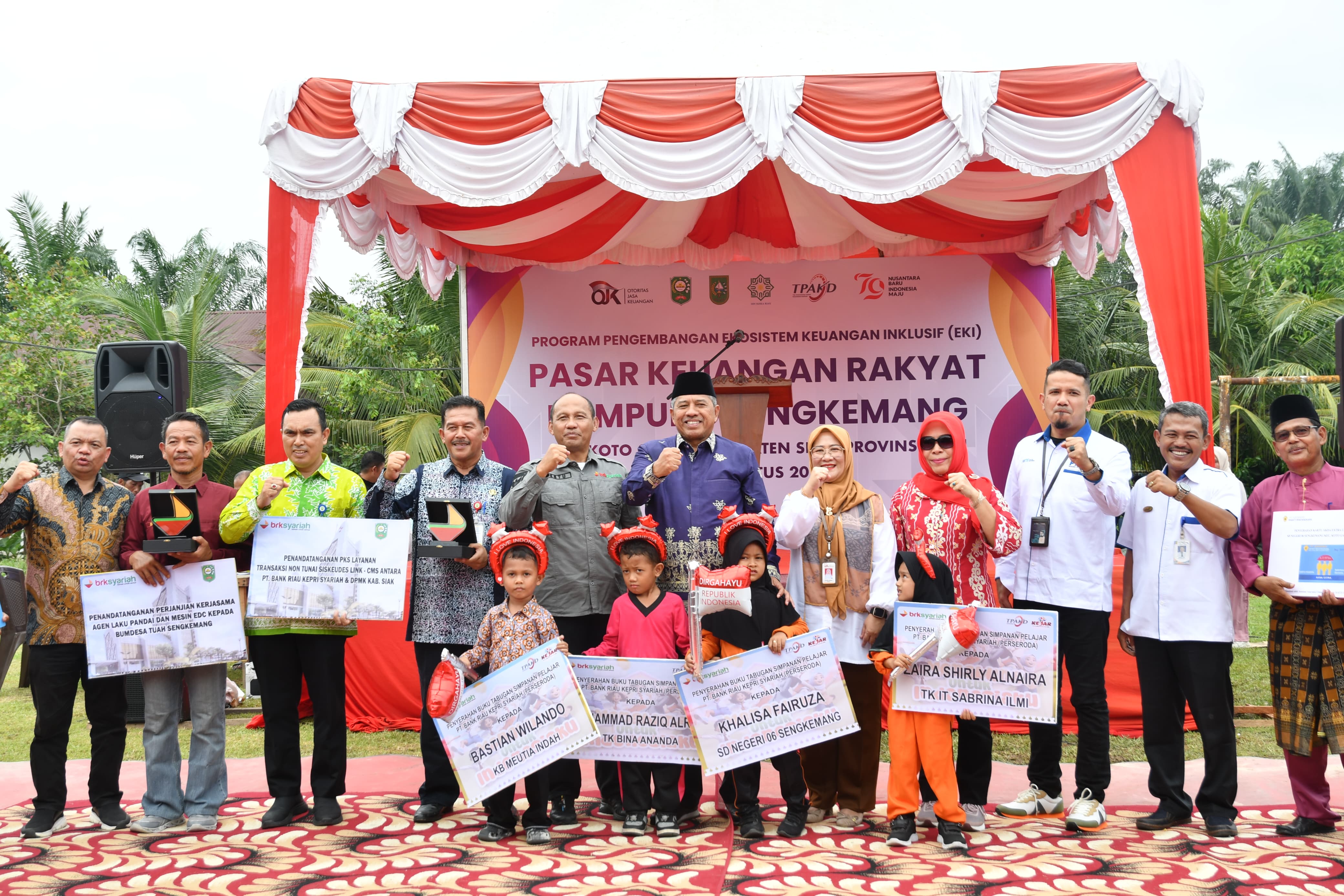 Peran BRK Syariah sebagai Pionir dalam Program EKI OJK di Kampung Sengkemang