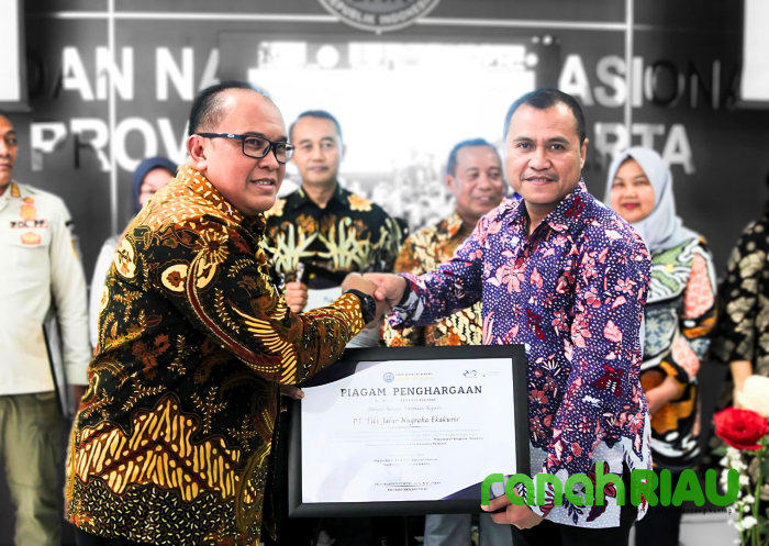 Peringatan Hari anti Narkotika, JNE raih Penghargaan dari Badan Narkotika Nasional DKI Jakarta