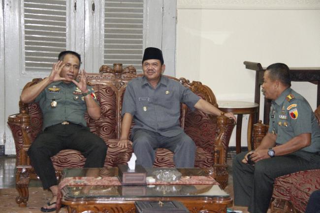 Danrem 082/CPYJ Sambut Kunjungan Pangdam V/Brawijaya