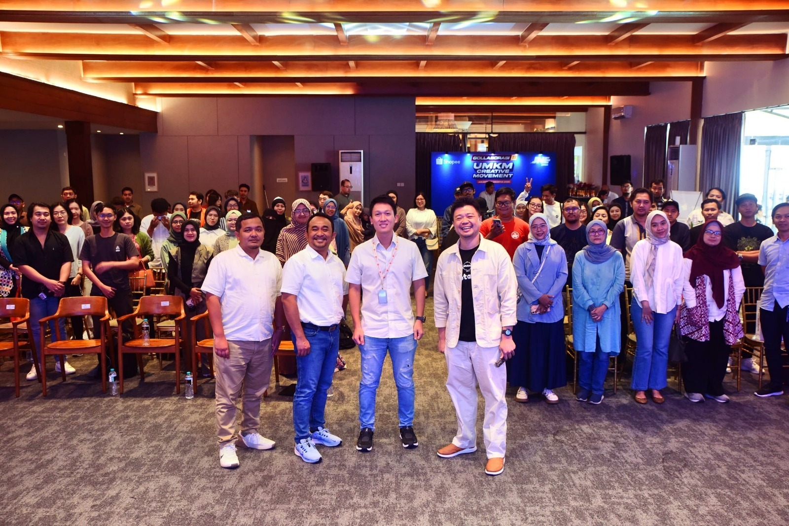 Dongkrak Kreatifitas UMKM Jakarta, JNE dan Shopee beri Pelatihan di UMKM Creative Movement