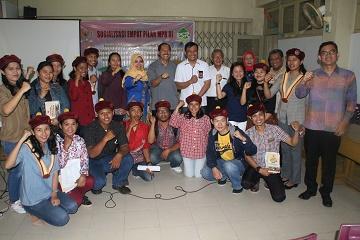 Intsiawati Ayus Berikan Pemahaman 4 Pilar Kepada Pemuda Khatolik