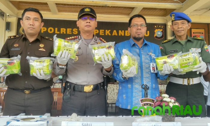 Polresta Pekanbaru musnahkan 12 kg sabu