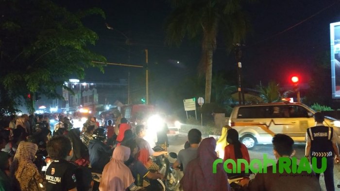 Wahhh Seru, Sambut HUT RI Masyarakat Antusias Ikuti Pawai Obor