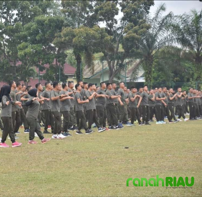 Jaga kekompakan dan kebersamaan, danrem 031 Wira Bima taja Olahraga Bersama di Lapangan Pancasila 