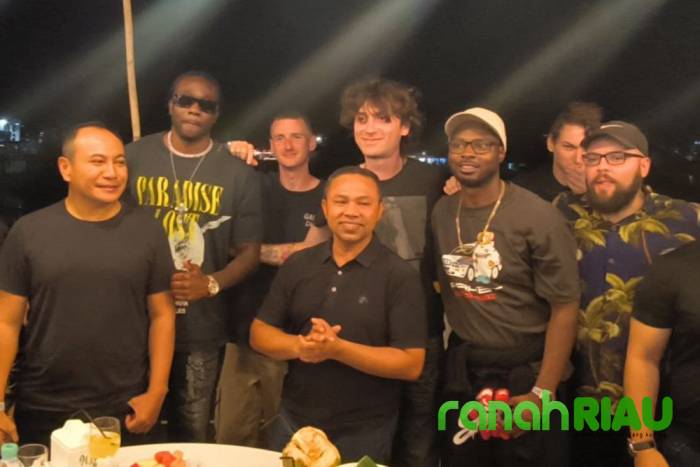 Jamuan Makan Malam bersama Melly Mike dan Rombongan, Strategi khusus Gubri untuk Pariwisata 