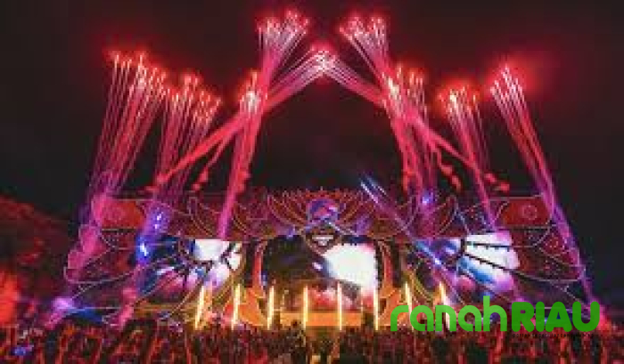 Legislator DPR RI, Desak Kapolri Pecat Polisi Pemeras Warga Malaysia di DWP