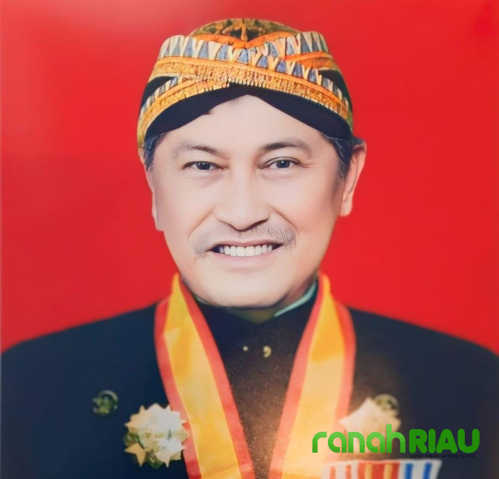 Tepat Satu Tahun, Haji Abah Syamsuddin Uti terima gelar KRT Noto Dipuro