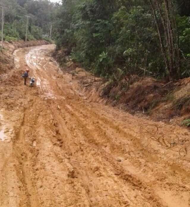 Alamak... Tak Kunjung Di Aspal, Masyarakat VIII Koto Setangkai Ancam Golput Pilgubri 2018