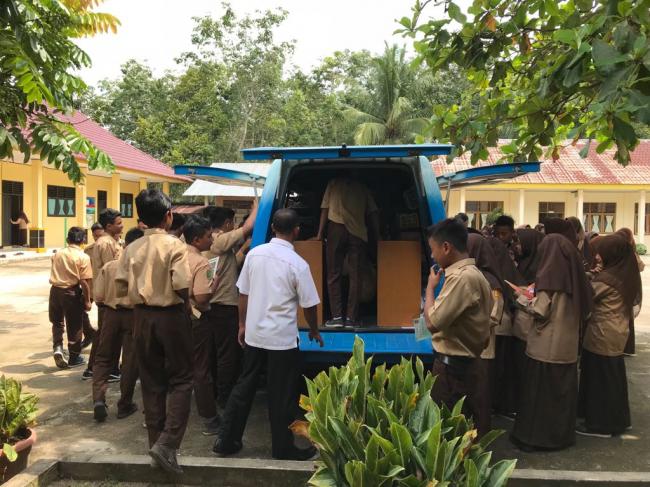 Tingkatkan Minat Baca, Kadis Perpustakaan Dan Kearsipan Kuansing Turun lansung bersama Tim Pusling