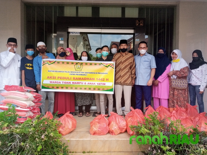 IKPBS salurkan Bantuan Dhuafa dan Santunan anak yatim