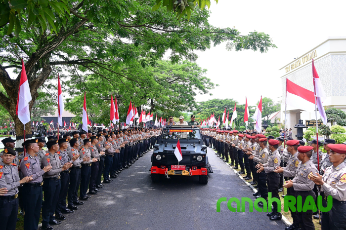 Presiden Prabowo Disambut Meriah di Pembukaan Apel Kasatwil Polri 2024
