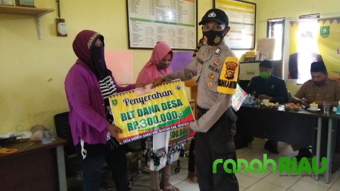 Penyaluran BLT DD Tahap V dan Musyawarah Desa Muntai Barat di Hadiri Brigadir Yulfandi