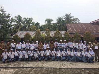 Banyak Prestasi Yang Diraih Siswanya, Ergusneti Bangga Dan Bersyukur...