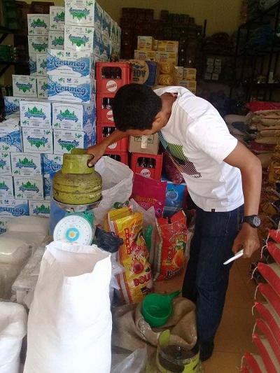 Parah.. Gas 3 Kilo ini Isi Sebagiannya Pasir...