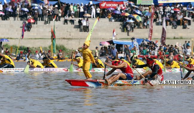 Empat Negara Pastikan Ikut Perlombaan Pacujalur Teluk Kuantan