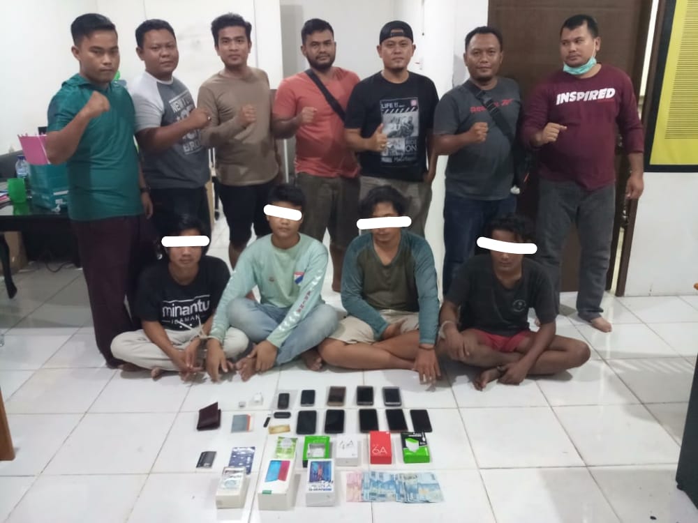 Satreskrim Polres Bengkalis Berhasil Membekuk 3 Pelaku dan 1 Penadah Beserta BB