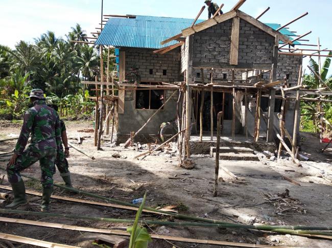  Pembuatan Rangka Bambu Dimulai