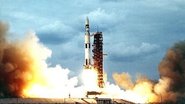 Roket Terkuat Dunia Saturn V, Lesatkan Manusia Ke Bulan