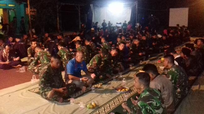 Menjelang Penutupan, Warga  dan TNI TMMD 104,Gelar Doa Syukuran.