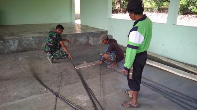 Camat Palolo Bangga Warganya Sangat Aktif Bantu TNI