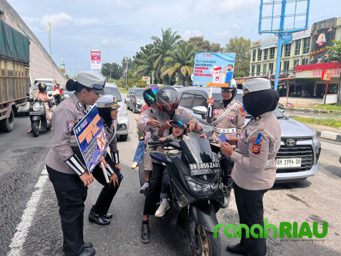 Hari Ketiga Ops  Zebra lancang Kuning 2024,  Tim sasar Pengguna di  Pasar pagi Arengka