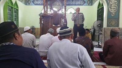 Berbagi sesama, Jumat Barokah kali Ini di Desa Merangin