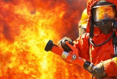 Rumah Mantan Lurah Teluk Meranti Ludes Terbakar