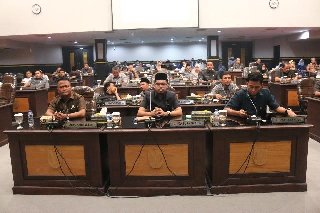 Dipimpin Ketua Sementara, Pimpinan Defenitif, dan Fraksi DPRD Pekanbaru 2019-2024 Terbentuk