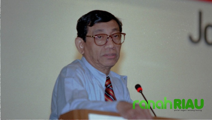 Prabowo Wajibkan Menteri Pakai Maung, Publik Ingat sosok Mr. Clean Marie Muhammad