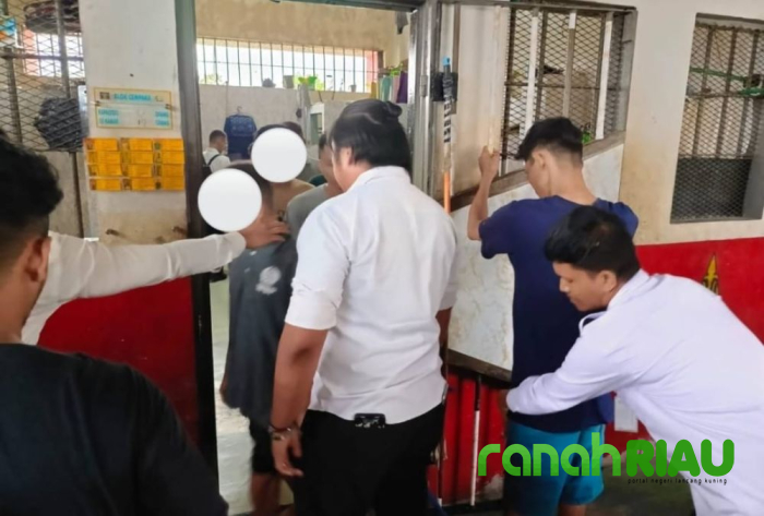 Gelar penggeledahan Serentak, Lapas Narkotika Rumbai Pastikan Aman dan Bebas barang terlarang
