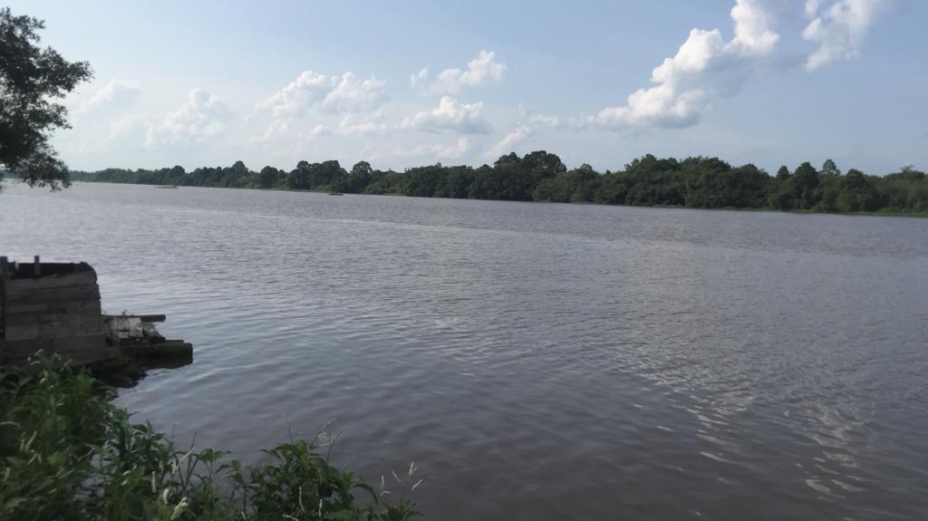 Nelayan Sungai Ara Keluhkan Aktivitas Ponton Diduga Milik RAPP