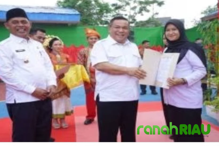 Dari Guru pada Pj Gubri: Terima kasih untuk SK yang Telah Saya tunggu 18 Tahun