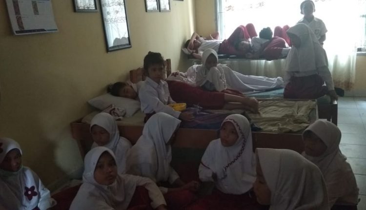 Kepala Sekolah ambil keputusan sepihak, Sejumlah murid batal berobat