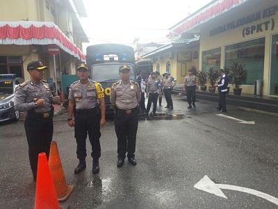 Tingkatkan Kewaspadaan,  Polresta Pekanbaru Gelar Simulasi Penanganan Aksi Teror