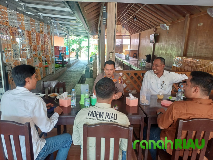 FABEM Riau Ngopi Bersama Kapolres Kuansing, Perkuat Sinergitas Pemuda dan Kepolisian