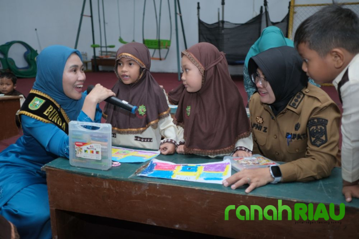 Pengukuhan Afni jadi Bunda Literasi Siak, Kobarkan Semangat dan Budaya Literasi dari Negeri Istana