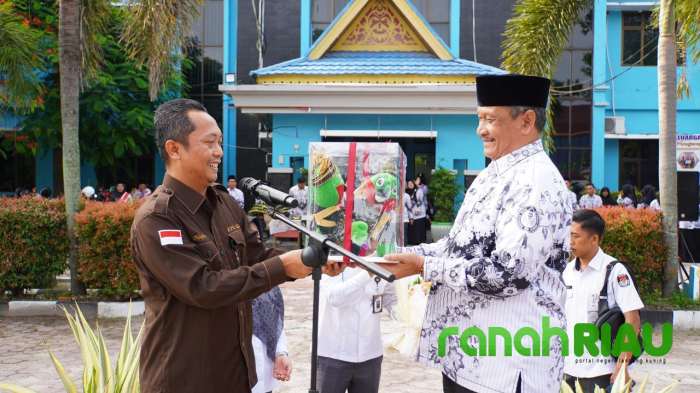 KPU Riau Gagas Gerakan Sosialisasi Serentak di SMA Sederajat se-Provinsi Riau