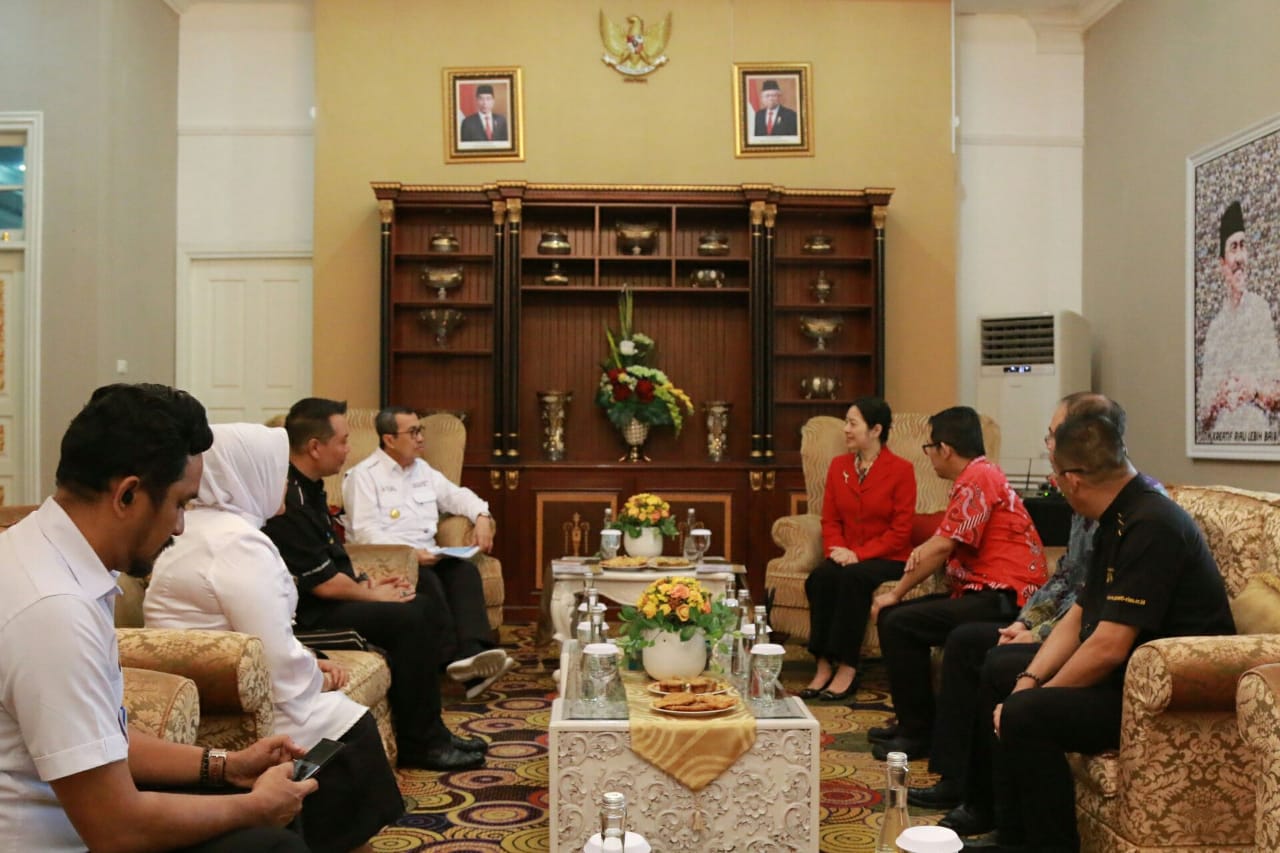 Konjen Tiongkok sambangi Gubri, Syamsuar sampaikan potensi Pariwisata dan Ekonomi 