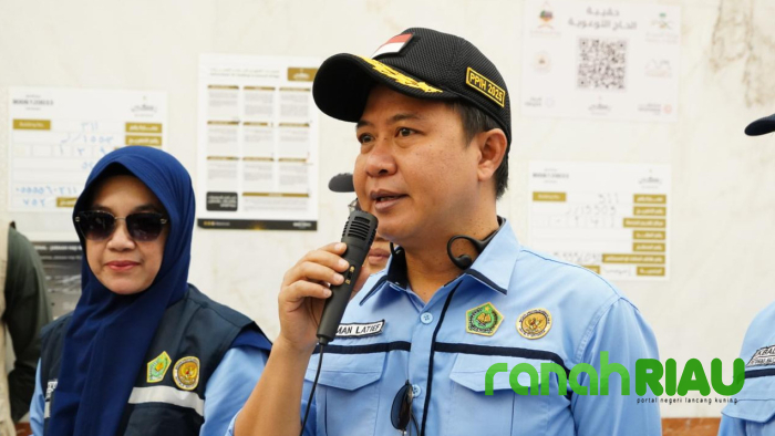 Dua Kloter Tertunda Terbang Imbas Eskalasi Timur Tengah, Dirjen PHU: Jemaah Aman di Jeddah